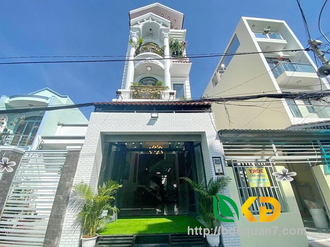 Bán nhà 3 lầu đẹp mặt tiền hẻm đường Huỳnh Tấn Phát Nhà Bè
